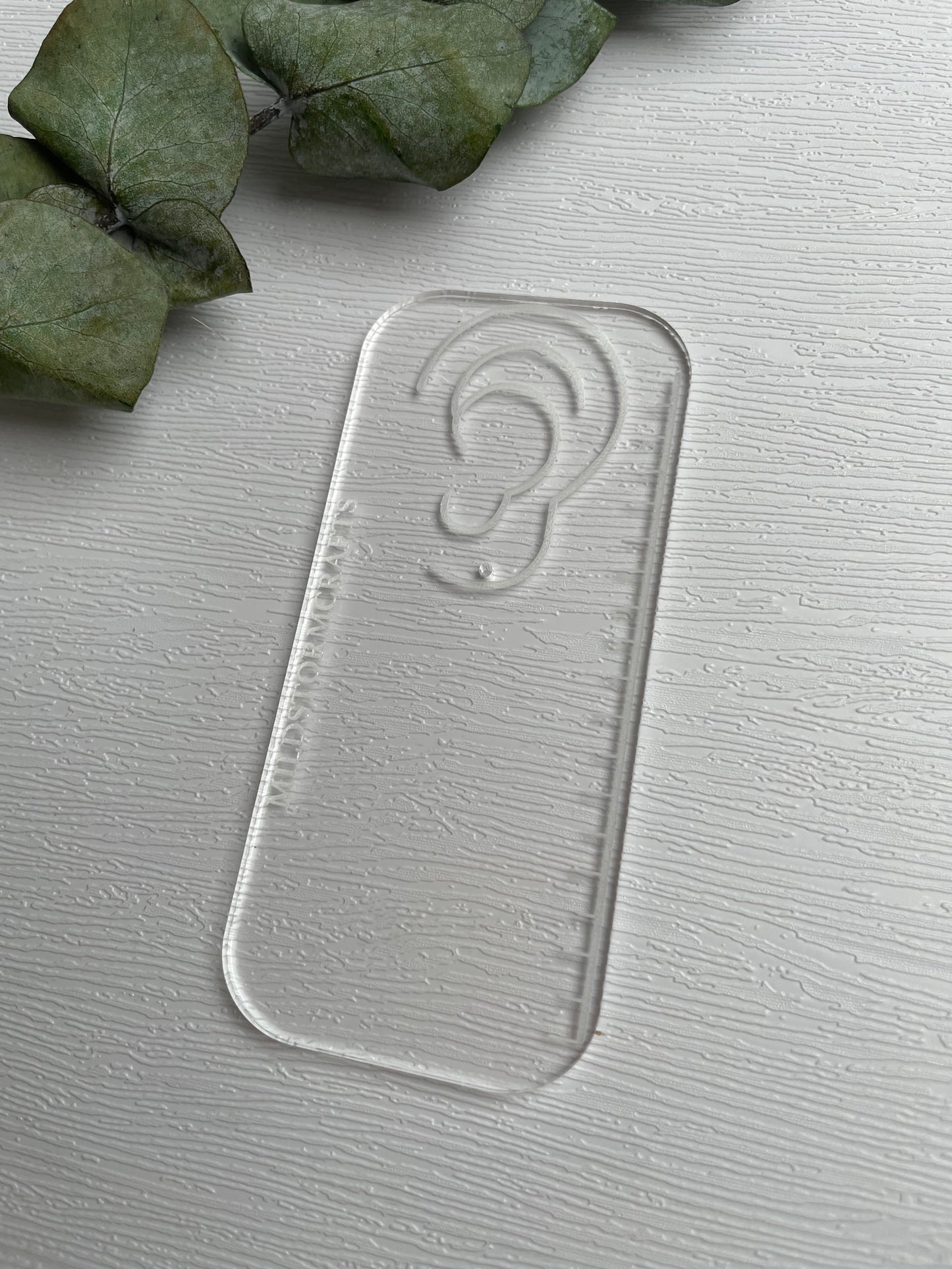 Acryl Lineal zur Ohrringdarstellung