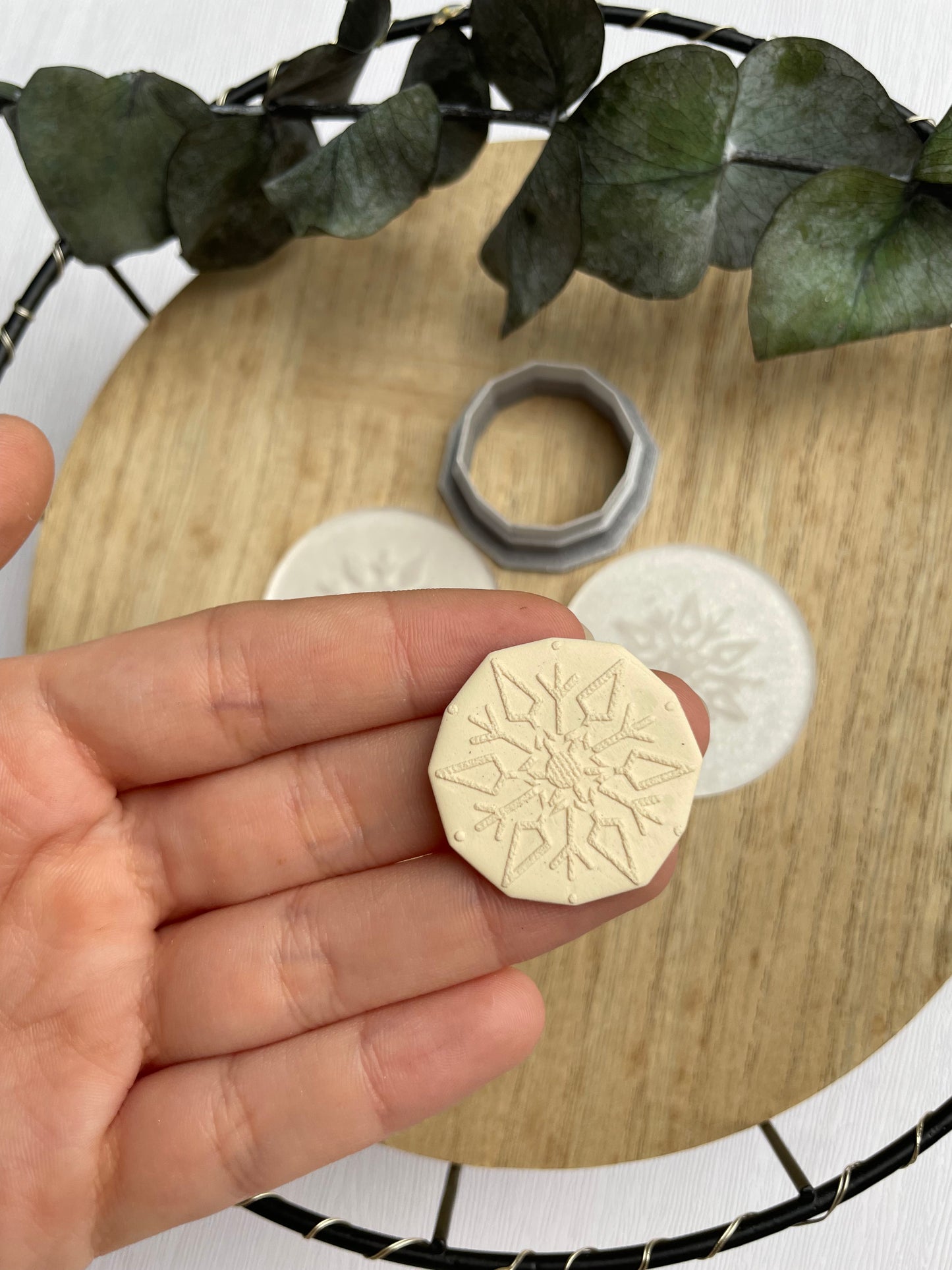 Acrylic embossing stamp snowflake + cutter