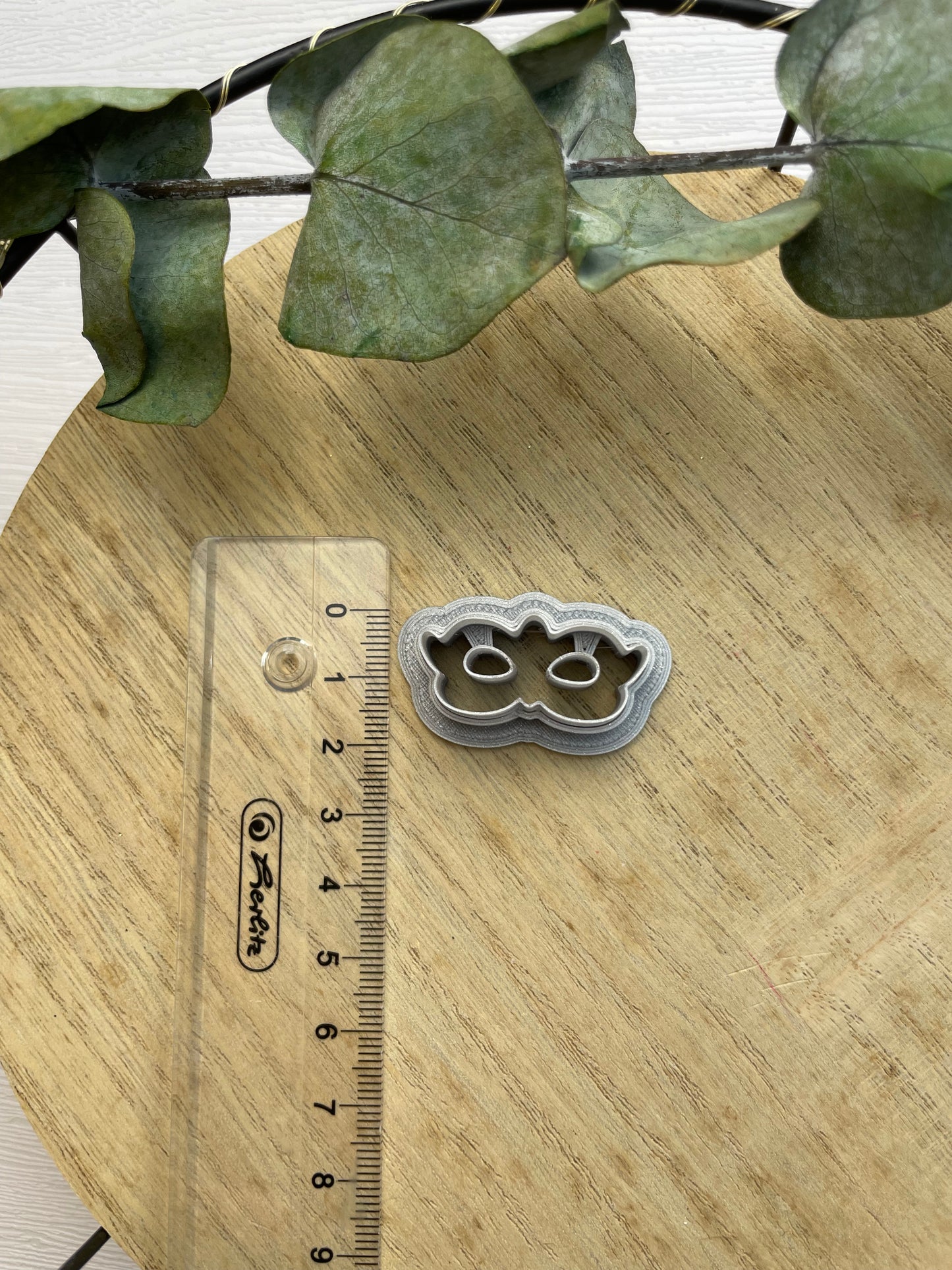 Clay Cutter Maskerade