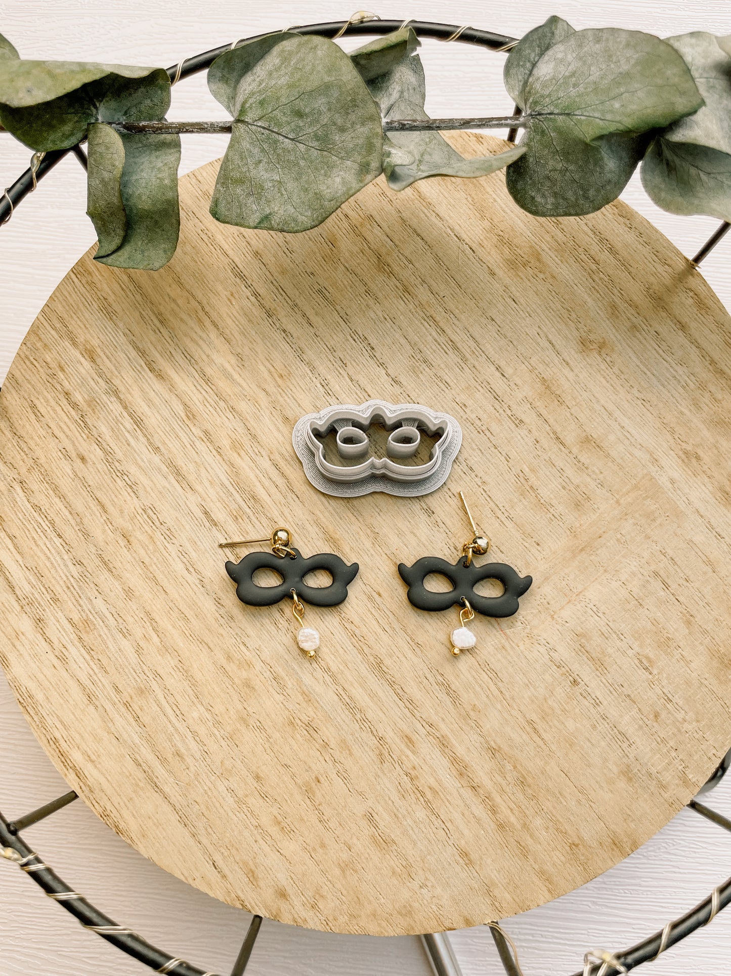 Clay Cutter Maskerade