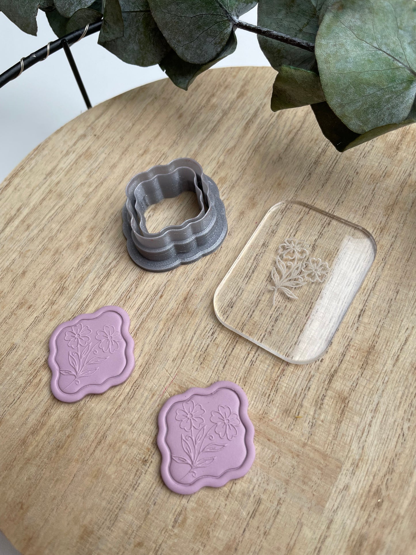 Clay Cutter Daisy Frame + Acrylic Stamp