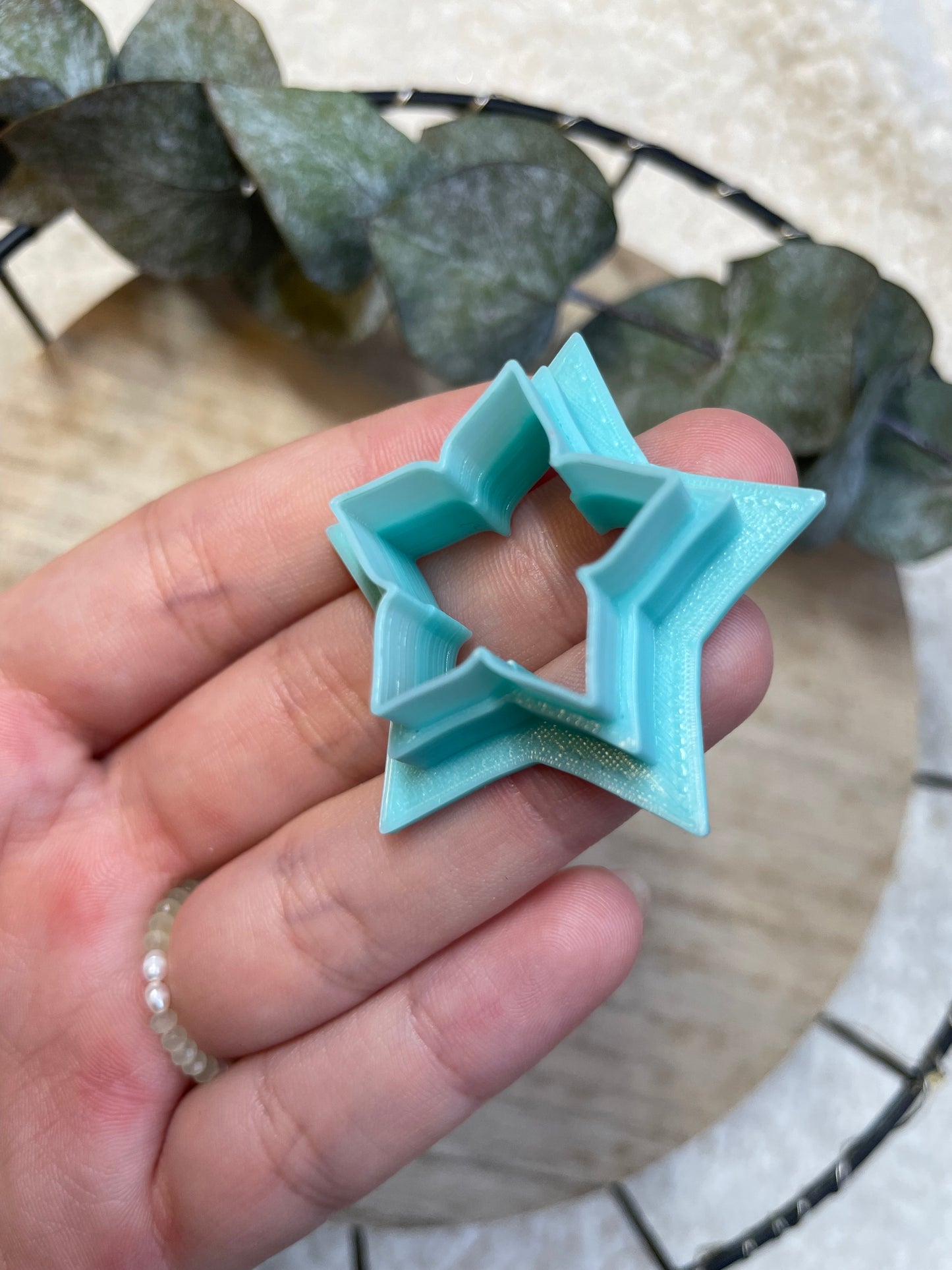Clay Cutter Poinsettia