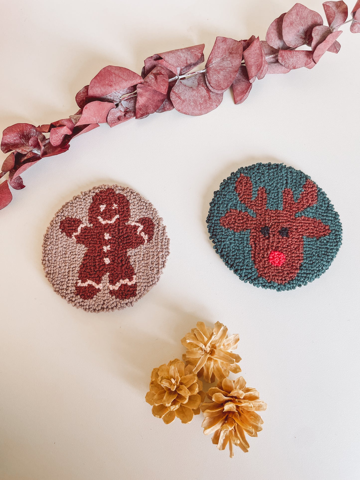 Mug Rug | Tassenteppich Lebkuchenmann & Rentier