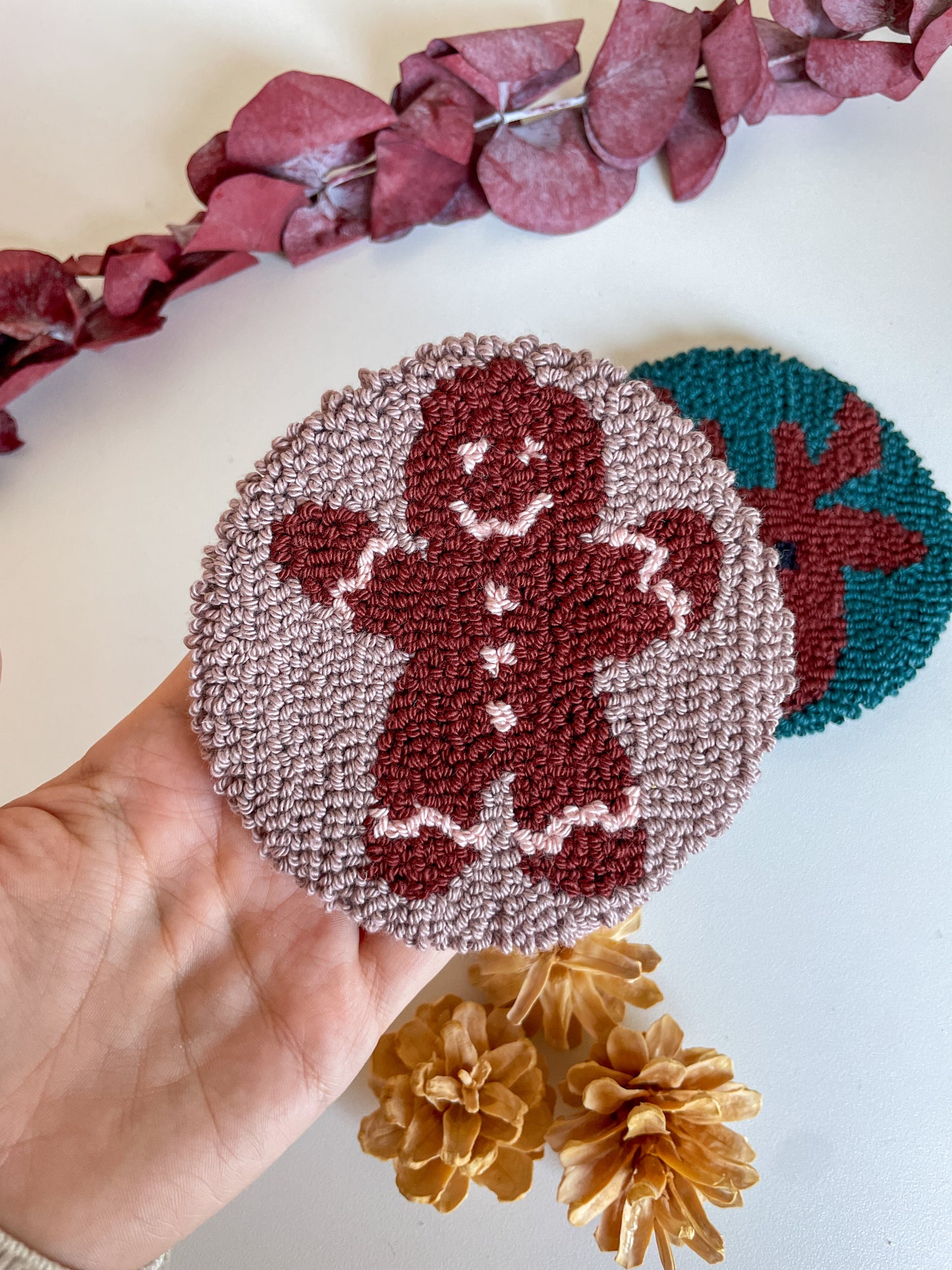 Mug Rug | Tassenteppich Lebkuchenmann & Rentier