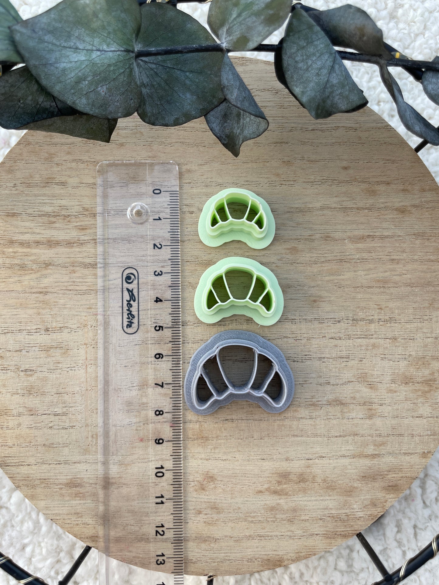 Polymerclaycutter Crossaint