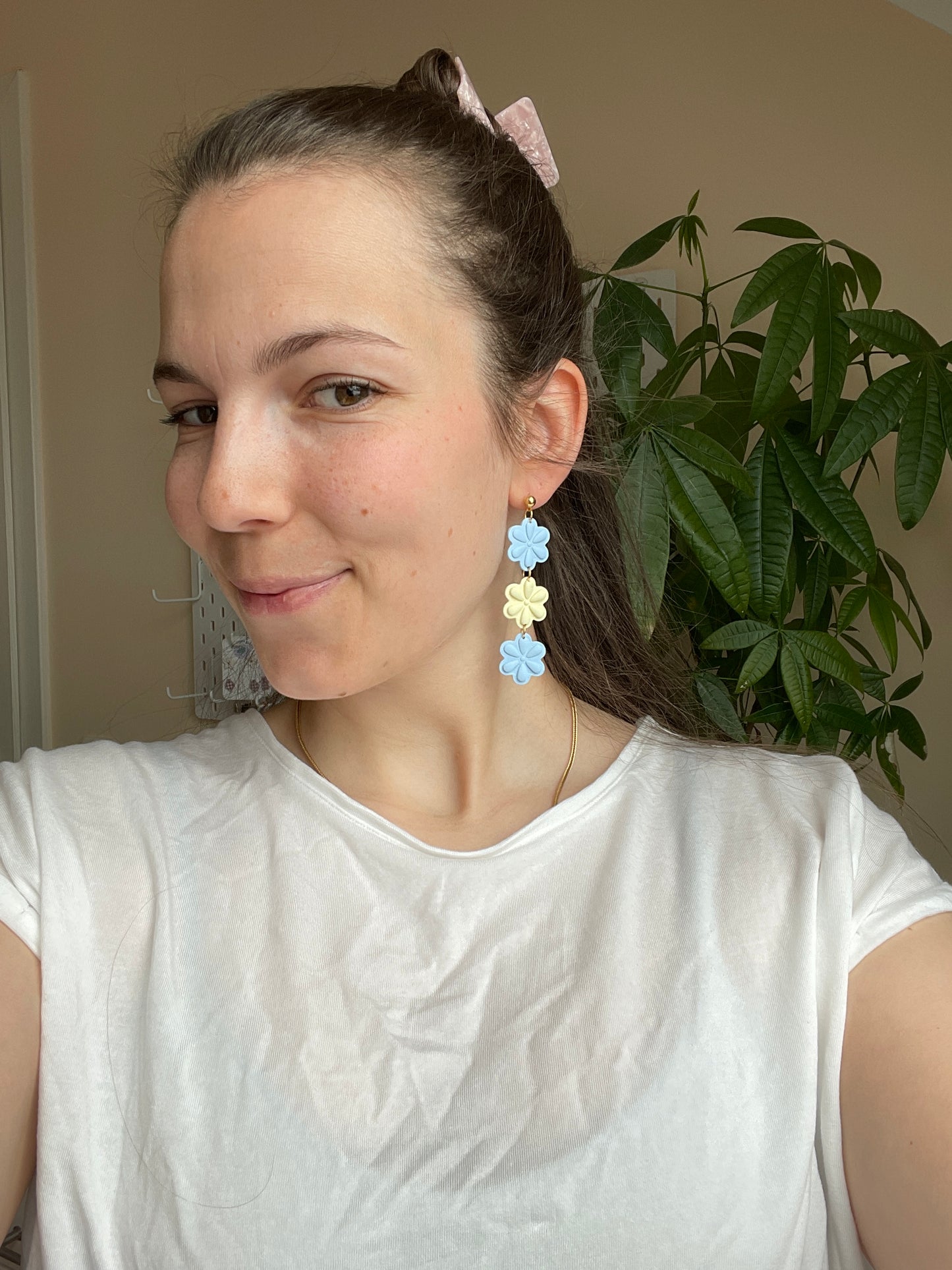 Polymer clay earrings | Lightweight earrings | Flower pendants