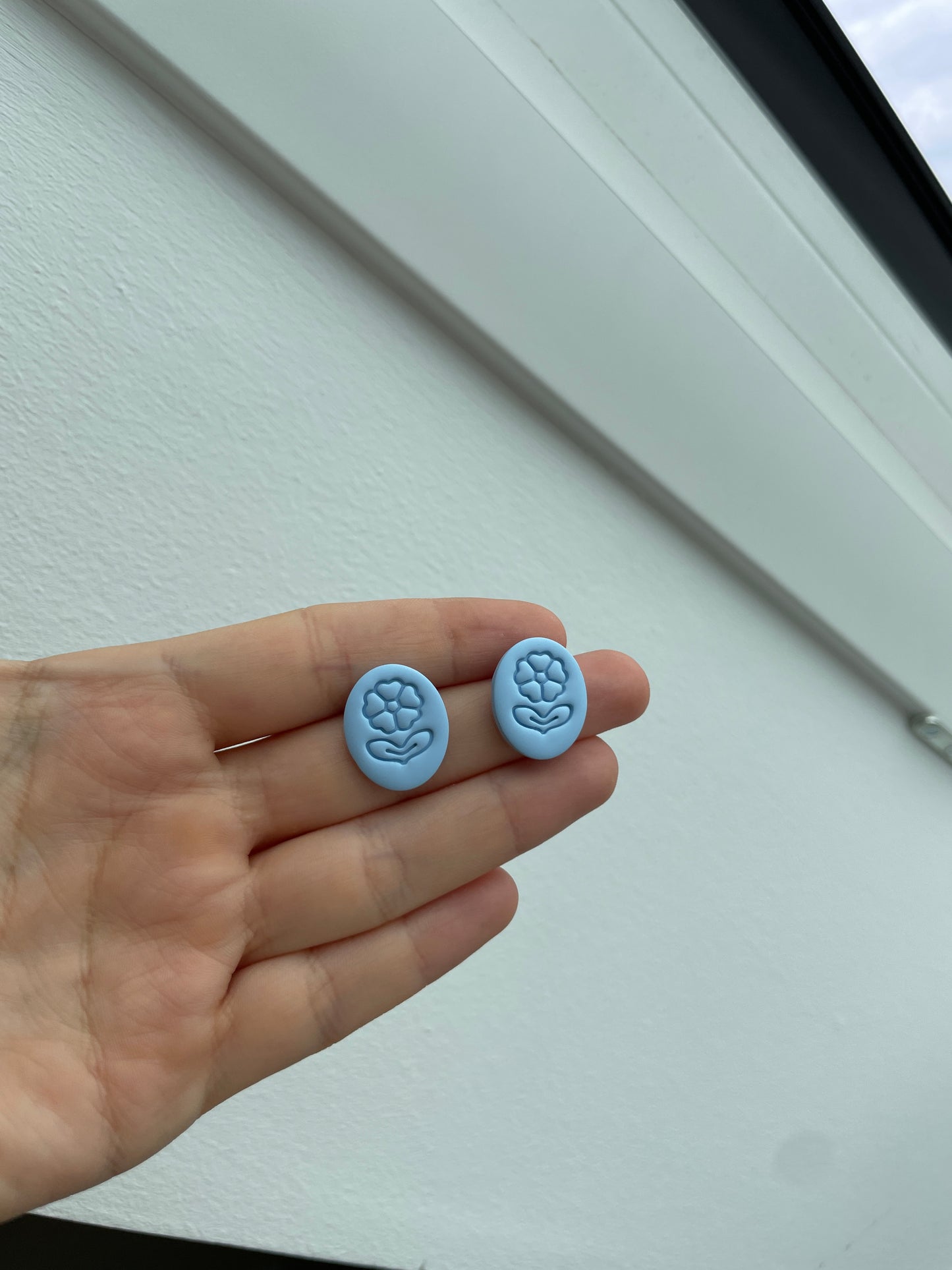 Polymer clay earrings | Lightweight earrings | Small flower studs