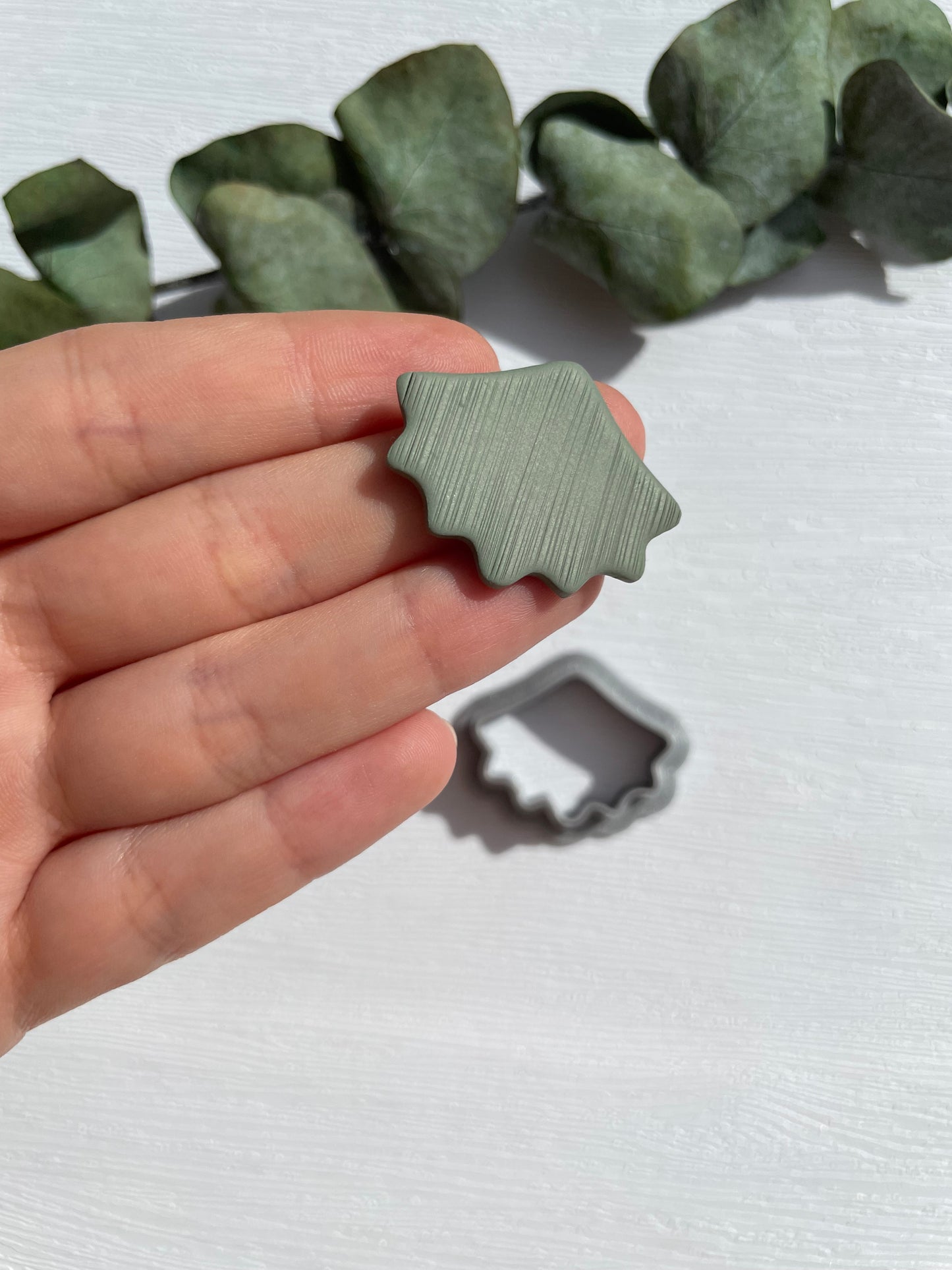 Clay Cutter Gingko