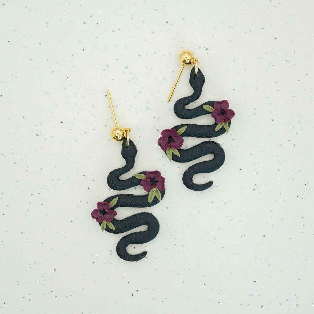 Clay Earrings | Schlange mit Blumen