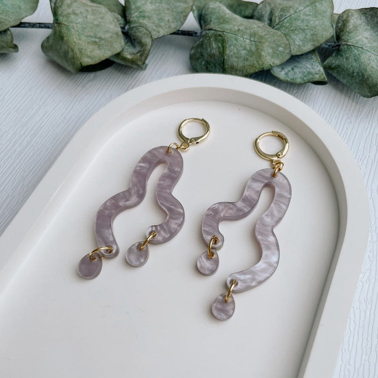 Acrylic Earrings | Wavy Dangles