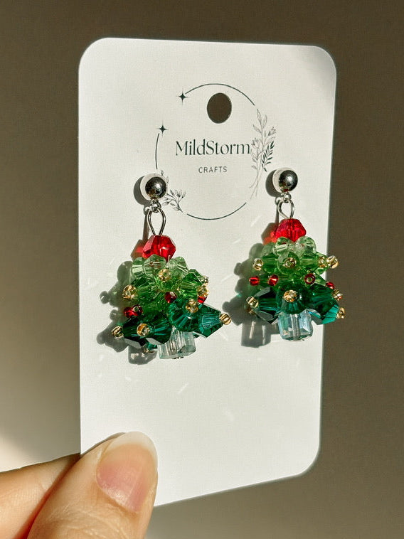 Lightweight Earrings | Beaded Christmas Trees