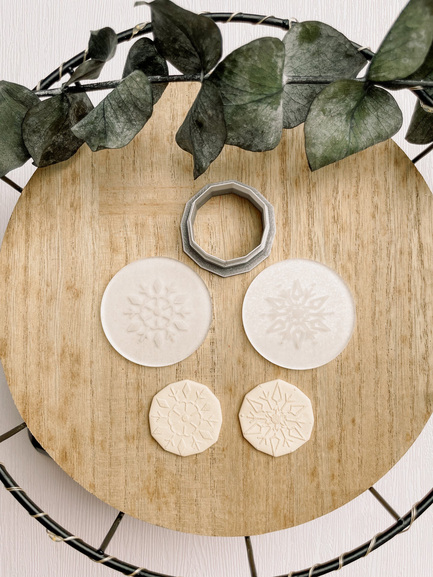 Acrylic embossing stamp snowflake + cutter