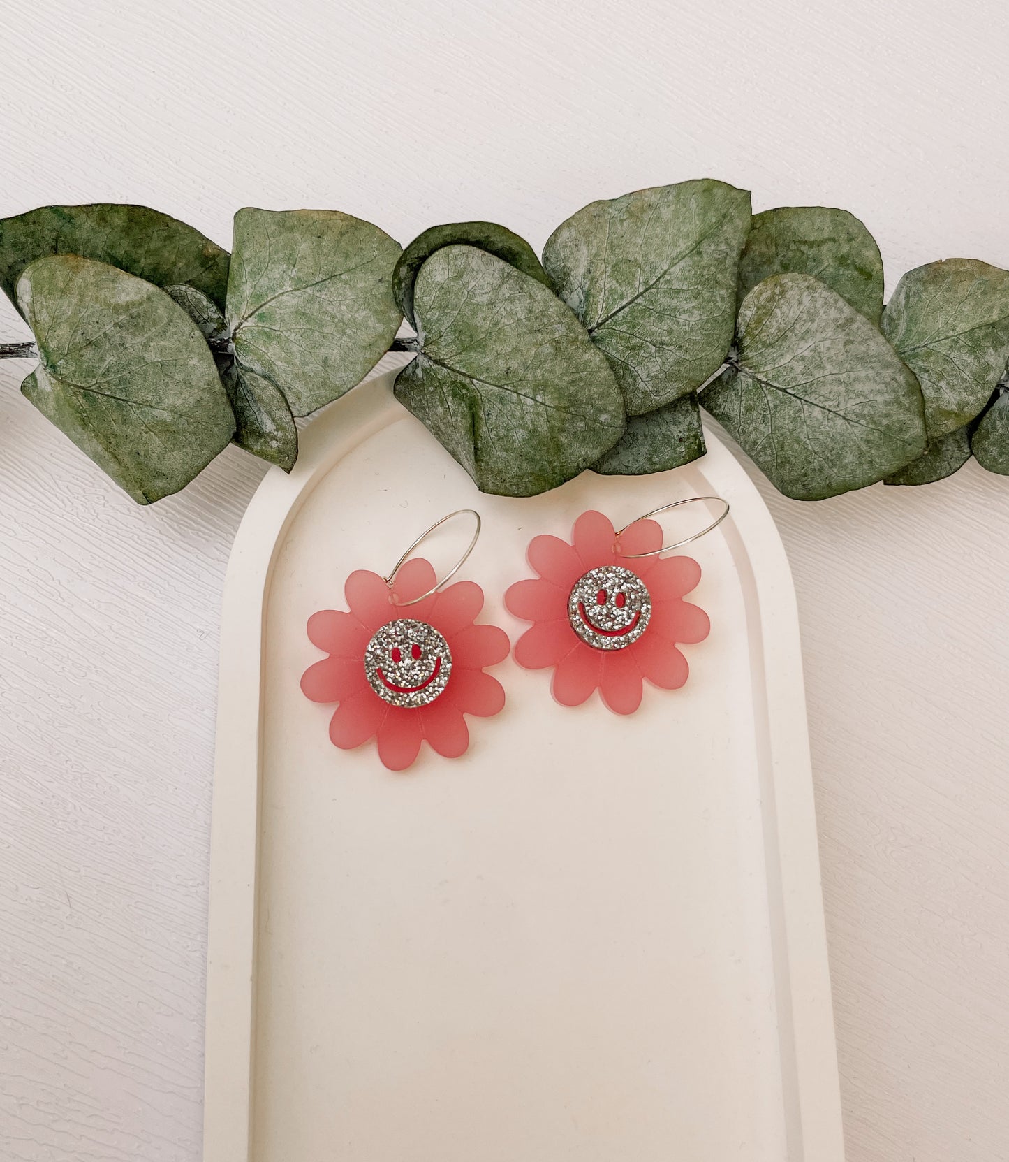 Acrylic Earrings | Smiley flowers