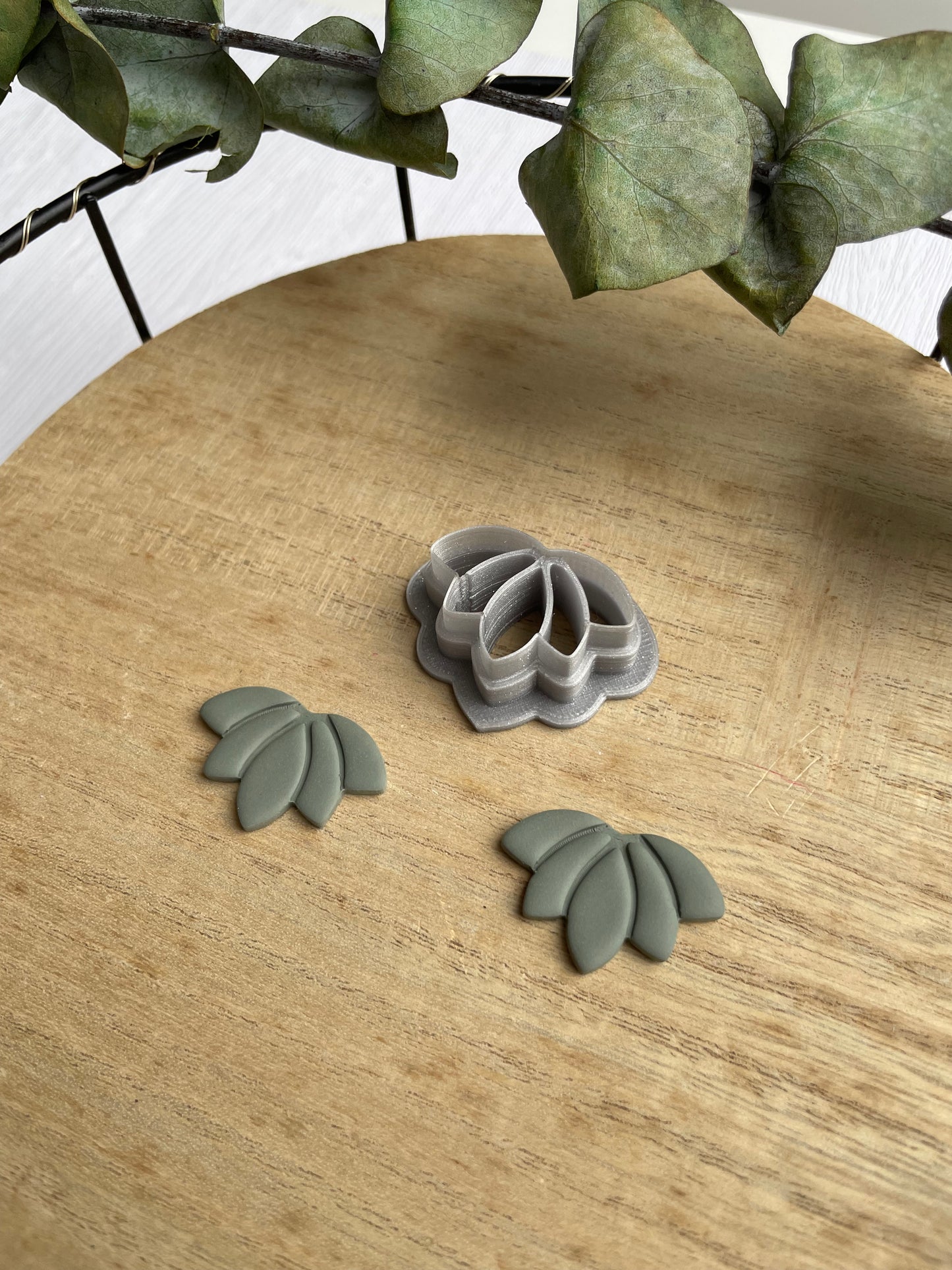 Polymerclay Cutter Lotus