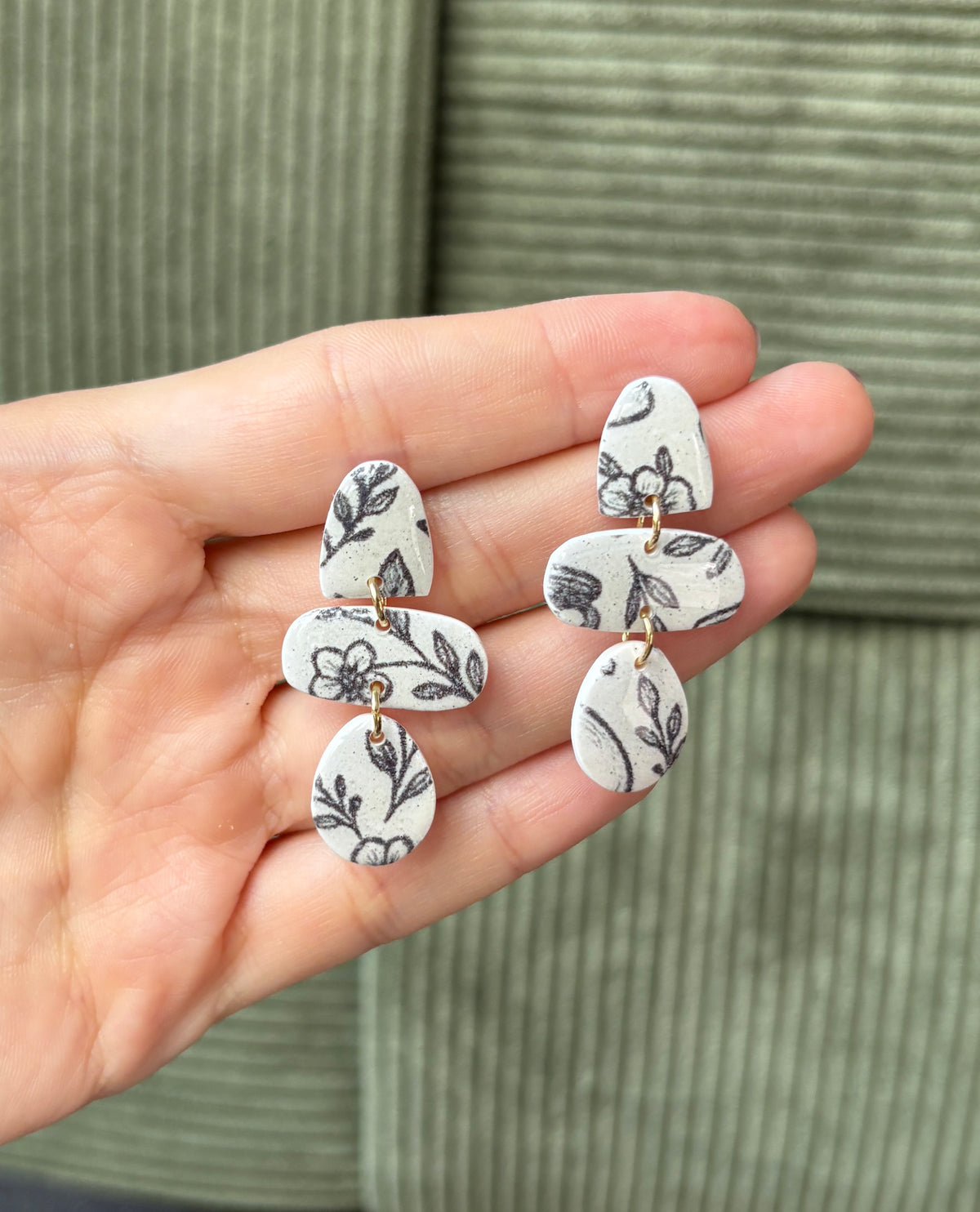 Clay Earrings | Agatha