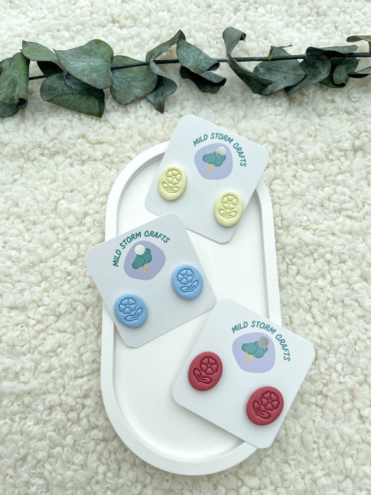 Polymer clay earrings | Lightweight earrings | Small flower studs