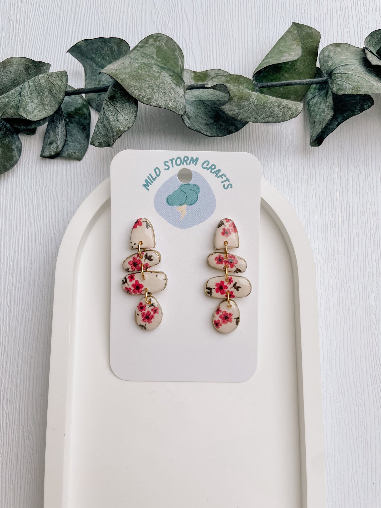 Clay Earrings | Little red flowers