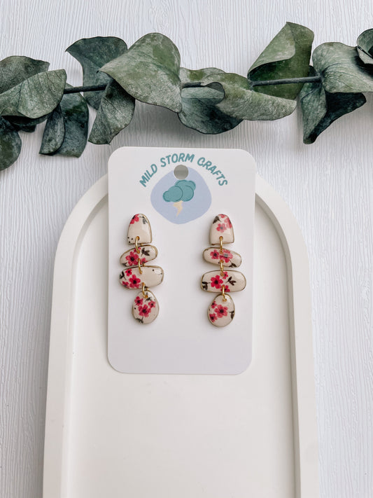 Clay Earrings | Little red flowers