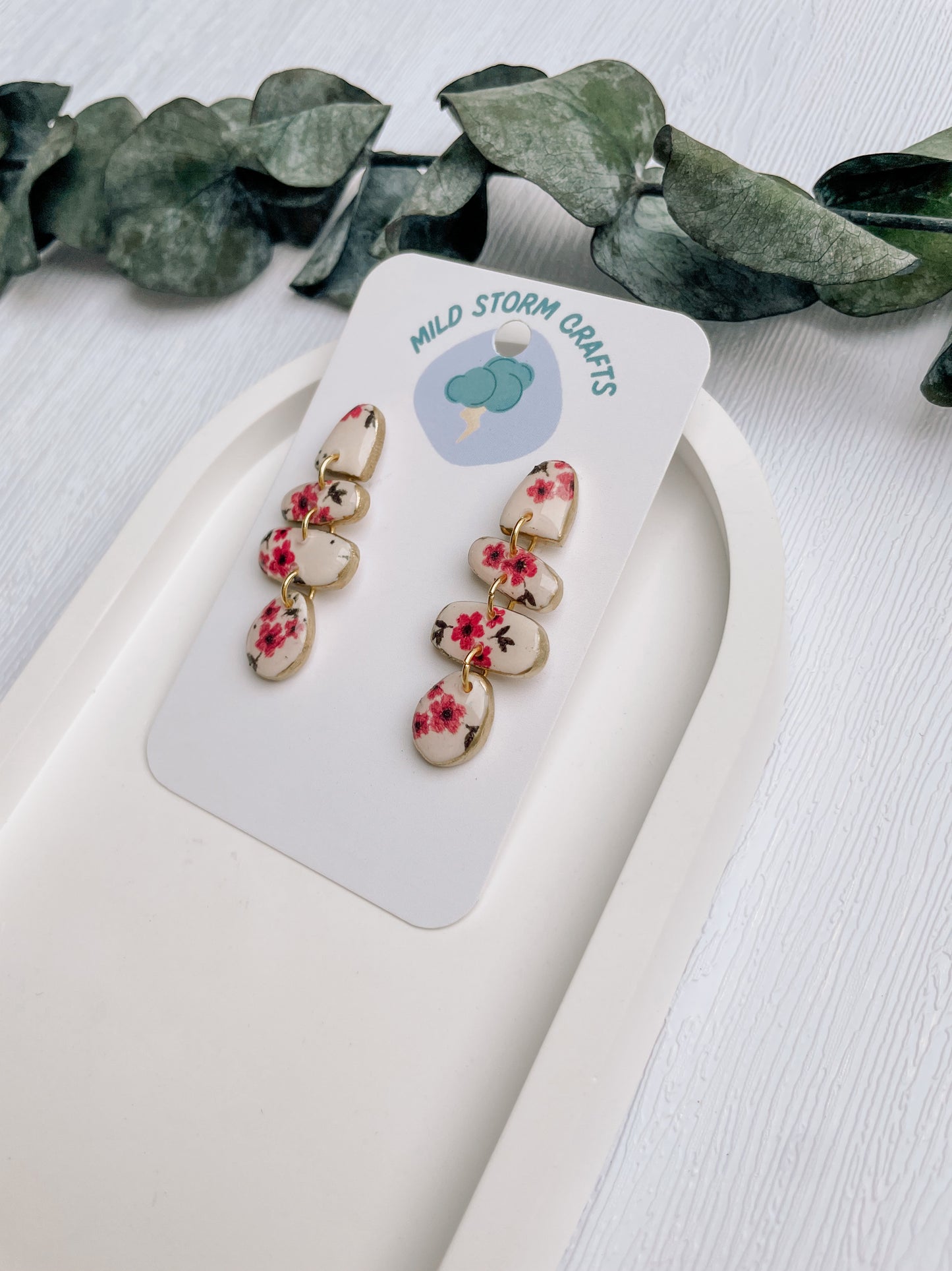 Clay Earrings | Little red flowers